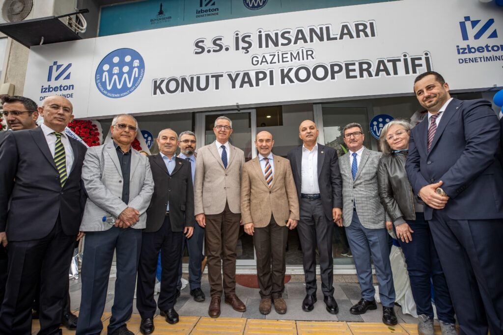 Başkan Soyer, “Bu örnek birlikteliği tesis ettiğimiz için çok mutluyum”