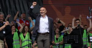 İzmir Büyükşehir Belediyesi’nden 1 Mayıs’ta çifte konser