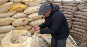 Kars’tan Başkan Soyer’e tohum teşekkürü
