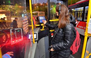 Halk Taşıt ile İzmirlilere 122 milyon TL’lik katkı