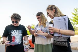 İzmir Büyükşehir Belediyesi’nden gençlere sürpriz