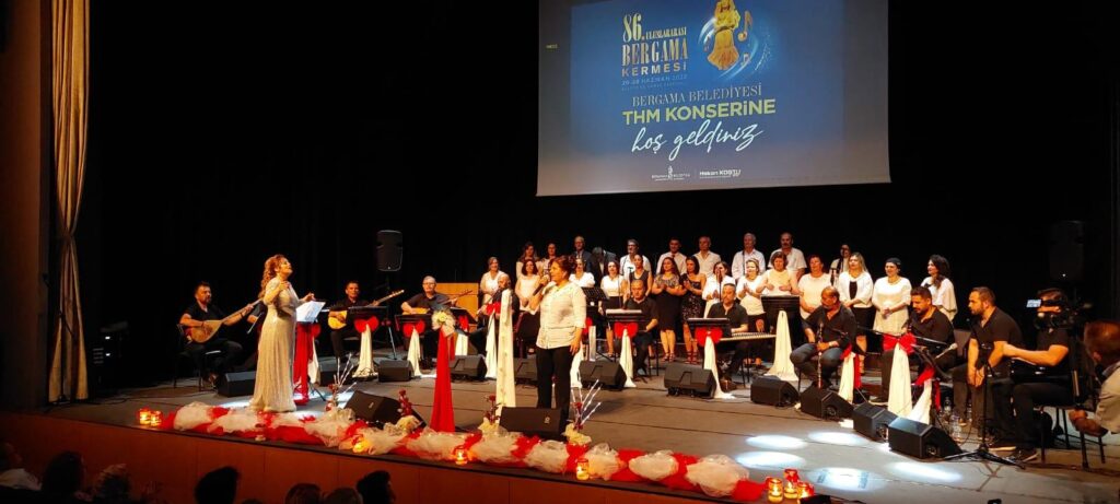 Bergama Kermes Festivali 4. gününde coşku ve eğlence  