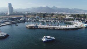 İzmirlilerin gözdesi mavi bayraklı “İzmir Marina”