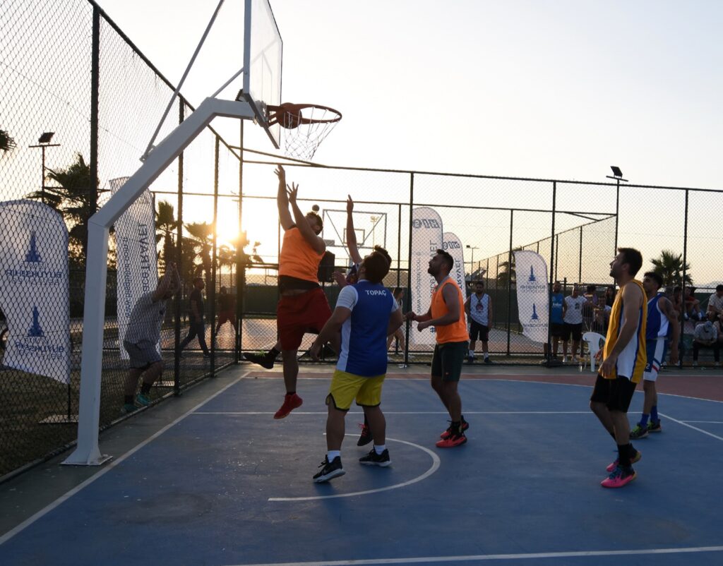 Streetball coşkusu Aliağa’da
