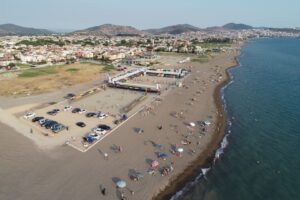 Dikili plajlarına 2 Mavi Bayrak daha eklendi