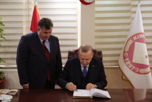 CUMHURBAŞKANINDAN KINIK’TA YATIRIMCIYA BÜYÜK DESTEK