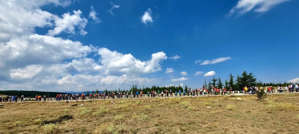 Tarihi yürüyüşe ülkenin dört yanından yoğun ilgi