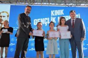 BAKAN KASAPOĞLU’NDAN KINIK’A MÜJDE