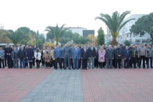 Kınık Belediyesi’nden öğretmenlere anlamlı hediye