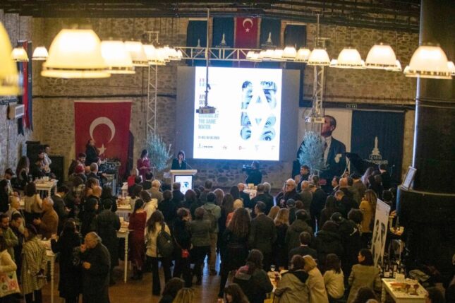 İzmir’de ilk kez Akdeniz Bienali düzenlenecek