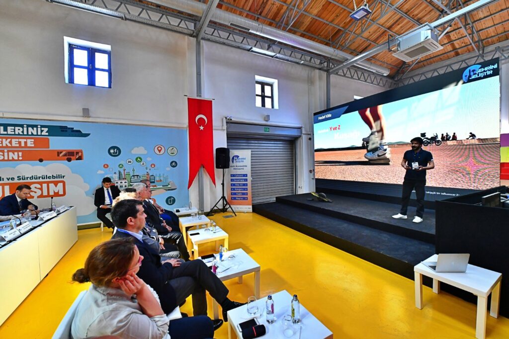 Tema akıllı ve sürdürülebilir ulaşım