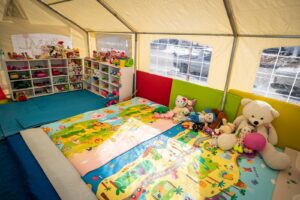 Depremzede çocukların yüzleri Masal Evi ile gülüyor