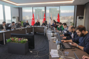 MÜSİAD DEPREM BÖLGESİNDE KONTEYNER KENT KURUYOR