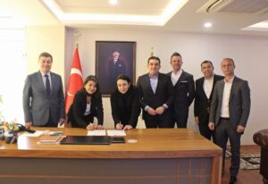BERTO’DAN ÜYELERİNE ÖZEL BERTO LOGOLU KREDİ KARTI