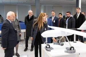 DEÜ’DEN MİLLİ HAVACILIK HAMLESİ:  TUSAŞ İLE İŞ BİRLİĞİ PROTOKOLÜ İMZALANDI