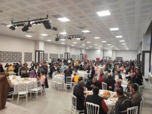 Kınık Belediye Başkanı Dr. Sadık Doğruer Tüm Personeliyle İftar Yemeğinde Buluştu