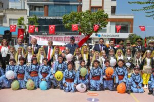 23 Nisan Ulusal Egemenlik Çocuk Bayramı Aliağa’da Coşkuyla Kutlandı