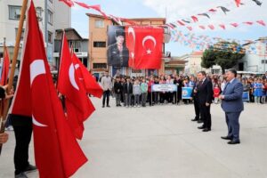 Kınık’ta 23 Nisan Coşkusu