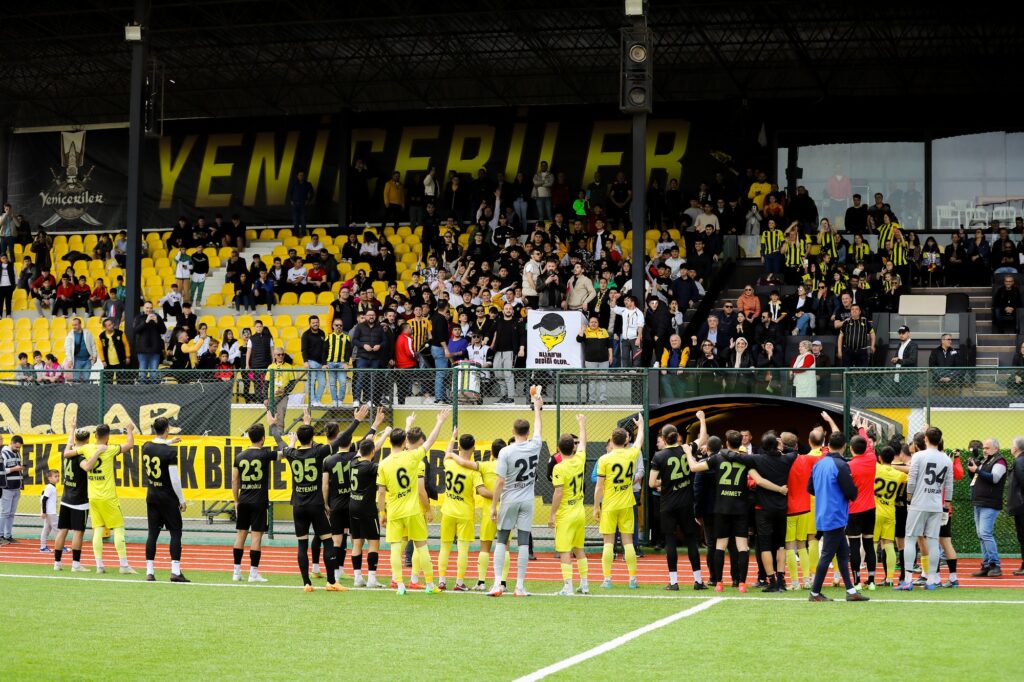 Aliağaspor FK, Grup Şampiyonluğunu İlan Etti