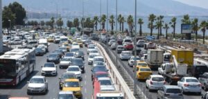 İzmir’de trafiğe kayıtlı araç sayısı1 milyon 681 bin 542 oldu