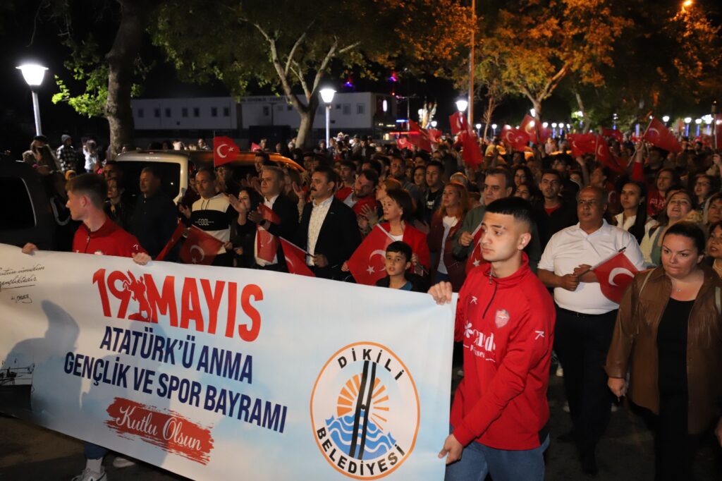 Dikili’de 19 Mayıs coşkusu yaşandı