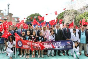 19 Mayıs Bergama’da törenle kutlandı