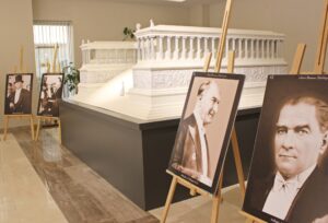 HANRİ BENAZUS KOLEKSİYONUNDAN “ATATÜRK ve CUMHURİYET FOTOĞRAFLARI SERGİSİ” BERTO’DA AÇILDI