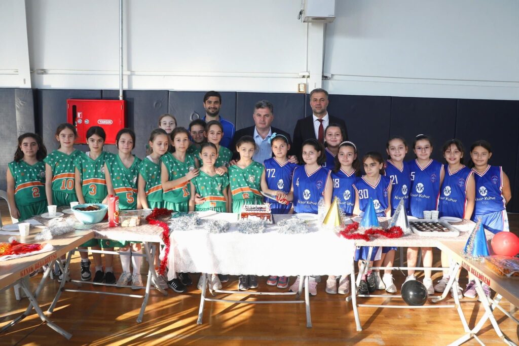 Kınık Belediyesi Sporda Yine Başarı Rüzgarı estirdi