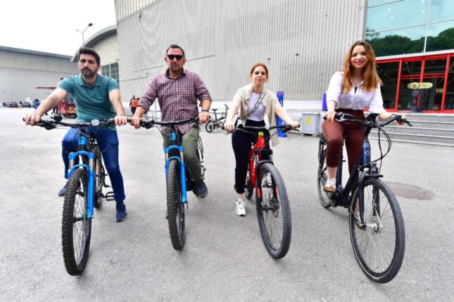 İzmir’de bisikletli kullanımı yaygınlaşıyor