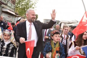 BÜYÜK ZAFER, MENEMEN’DE YILDIZLARLA KUTLANACAK