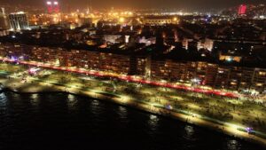 İzmir’de 100 yılın kutlaması