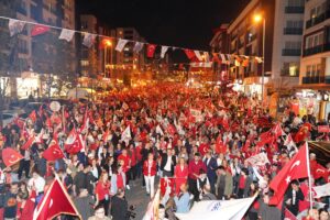 FOÇA’DA CUMHURİYETİN 100. YILI COŞKUSU