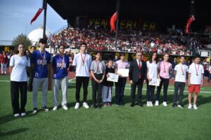 ÖĞRENCİLER CUMHURİYETİN 100. YILINI ESERLERİNDE ANLATTILAR