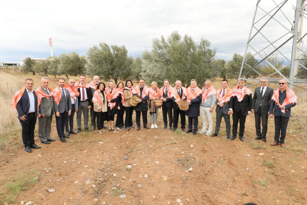 BERGAMA’DA ZEYTİN ve ZEYTİNYAĞI SEZON AÇILIŞI YAPILDI