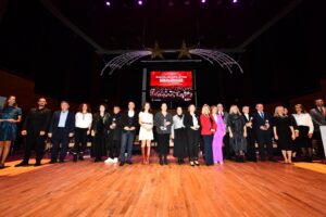 İzmir Yıldızı ödülleri sahiplerini buldu