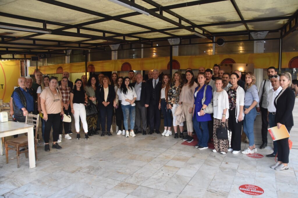 Aliağa’da Emlakçılara Bilgilendirme Toplantısı Yapıldı