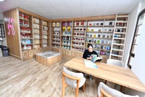 İzmirli gençler için 24 saat yaşayan kütüphane