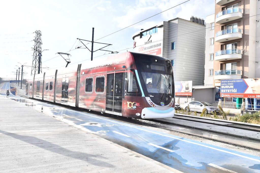 Çiğli Tramvayı teste çıkıyor