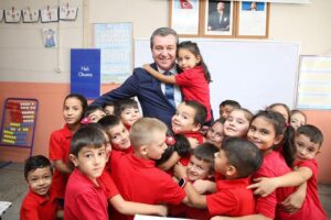 BERGAMA BELEDİYESİ’NDEN İLÇE GENELİNDEKİ TÜM ÖĞRENCİLERE DESTEK