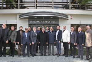 AK PARTİ BERGAMA BELEDİYE BAŞKANI ADAYI DR. SADIK DOĞRUER BERTO’YU ZİYARET ETTİ 