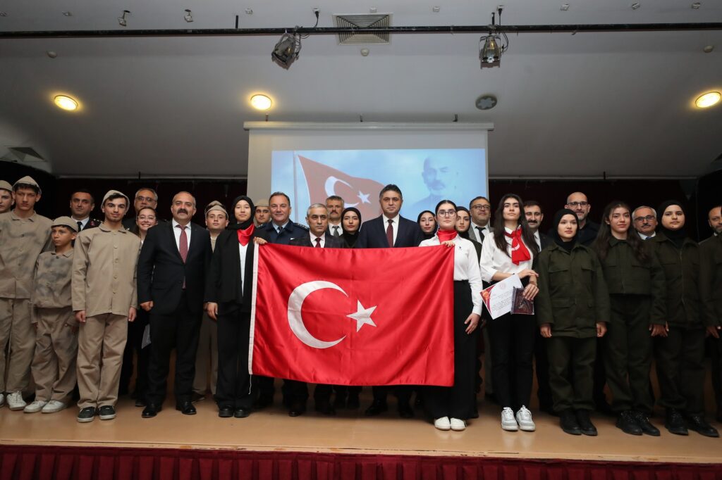 İstiklal Marşı’nın Kabulünün 103.Yıl Dönümü Aliağa’da Kutlandı