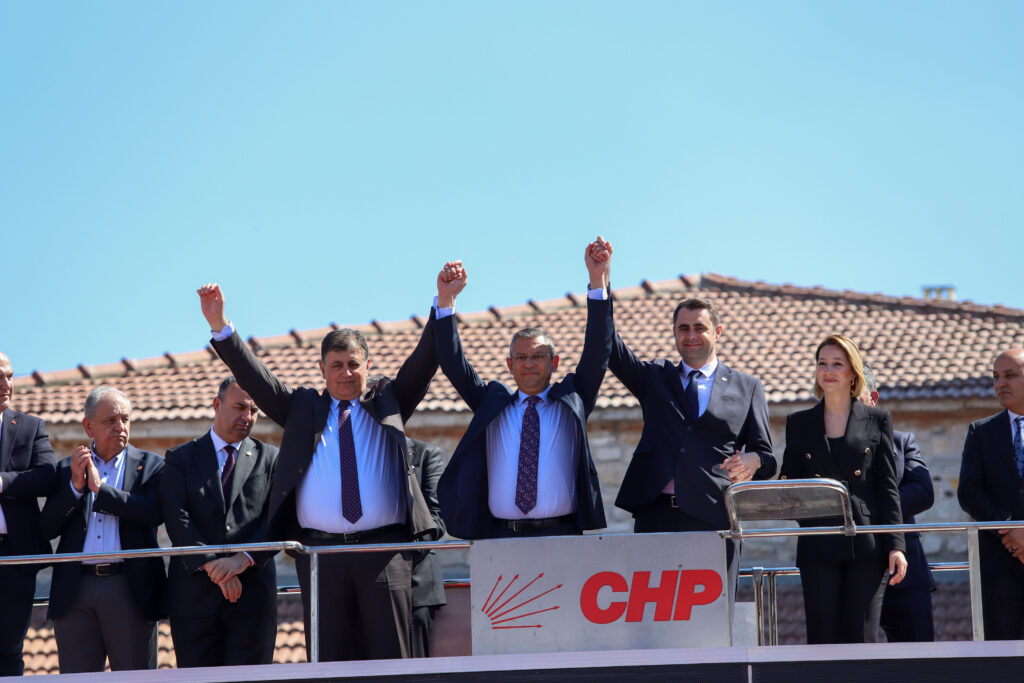 GÜÇ “ALİAĞA’MIZIN AYDINLIK GELECEĞİNİ BİRLİKTE KURACAĞIZ”