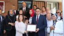 Aliağa Belediye Başkanı Serkan Acar Mazbatasını Aldı