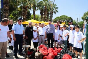 Aliağa’da Deniz Dibi Temizliği Yapıldı