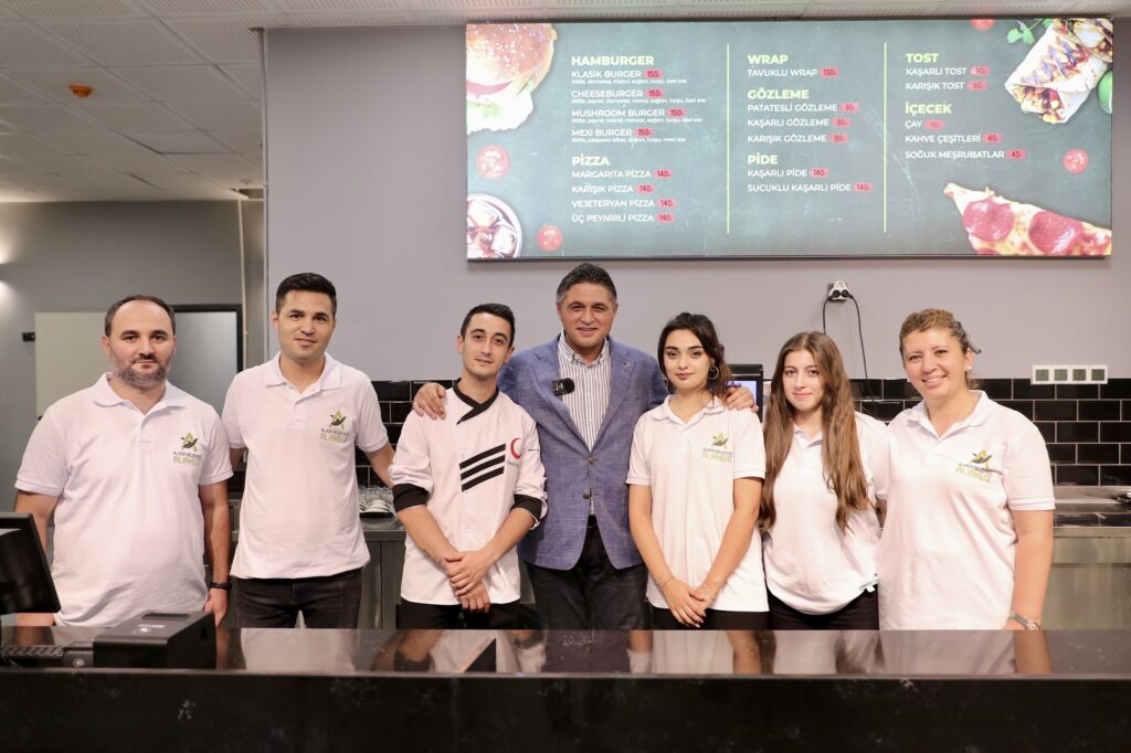 Aliakent Fast Food Hizmete Başladı