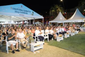 3. Dikili Kitap Günleri “Aydınlık Bir 100 Yıla Doğru Türkiye”  Temasıyla Kapılarını Açtı