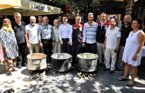 Coğrafi İşaretli Bademli Koruk Şerbeti Kazanlarda Kaynadı