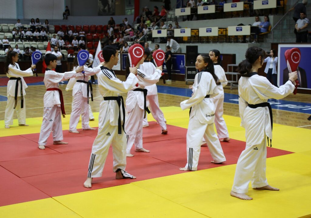Kış spor okulları 23 Eylül’de başlıyor