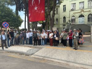 Büyükşehir’in gezileriyle İzmir’de güzel bir gün