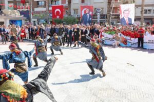 MENEMEN’DE KURTULUŞ COŞKUSU